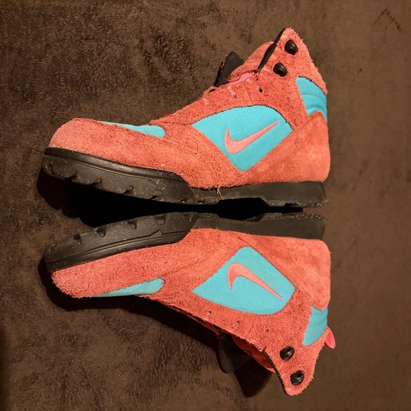 Nike ACG Torre Mid Waterproof \'Team Red Dusty Cactus\' main image 9